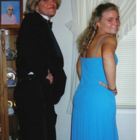 Dress - Picture 2 of 3